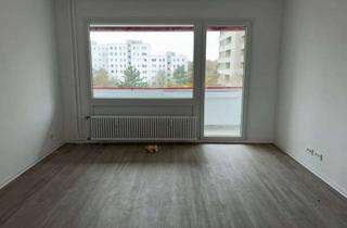 Wohnung mieten in Am Forstacker 26, 13587 Spandau, Saniertes Appartement mit neuem Badezimmer!