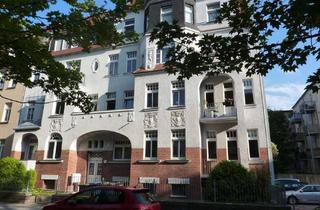 Wohnung mieten in Rudolf-Haym-Straße 22, 06110 Halle, Gemütliche 3-Raum Wohnung sucht nette Mieter!