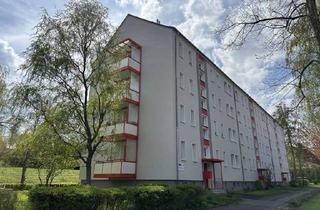 Wohnung mieten in Otto-Grotewohl-Straße 19, 36433 Bad Salzungen, Charmante 3-Raum-Wohnung sucht neue Mieter!