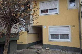 Wohnung mieten in 79761 Waldshut-Tiengen, Am Stadtrand und dennoch zentral - 2 1/2 Zimmer-DG-Wohnung