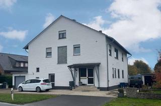 Haus kaufen in 32312 Lübbecke, Dreifamilienhaus in Stadtrandlage von Lübbecke