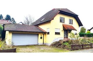 Haus kaufen in 63688 Gedern, Gedern: Gepflegtes 1 FH mit ELW und sehr großem Garten in Wohnlage!