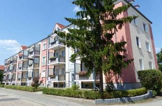 Wohnung mieten in Theodor-Storm-Straße 4a, 02977 Hoyerswerda, 3-Raumwohnung mit Balkon und Dusche in der Altstadt