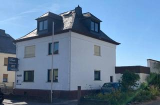 Haus kaufen in 65551 Limburg, Limburg - Verkehrsgünstig gelegenes Zweifamilienhaus mit Gewerbeanbau und großem Grundstück