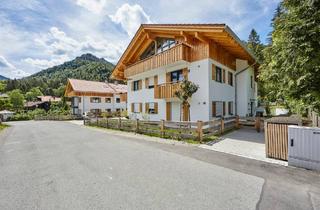 Wohnung kaufen in 83727 Schliersee, Schliersee - Wie neu und zum selber Einziehen! - sonnige Erdgeschoss-Wohnung mit Terrasse und Garten