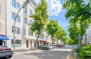 Wohnung kaufen in Grolmanstraße 52, 10623 Berlin, Berlin - Altbauromantik am Savignyplatz - VERMIETET