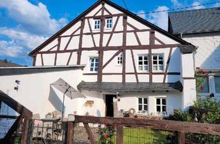 Haus kaufen in 54413 Gusenburg, Gusenburg - Renoviertes Fachwerkhaus