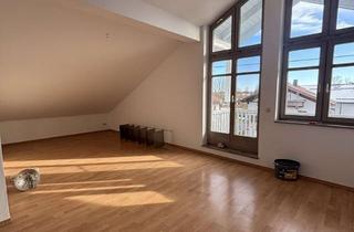 Wohnung mieten in 83109 Großkarolinenfeld, Schöne Dachgeschosswohnung in Großkarolinenfeld sofort bezugsfertig