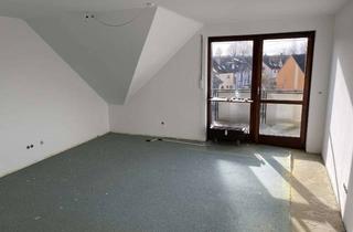 Wohnung mieten in 90530 Wendelstein, Exklusive 2-Raum-Dachgeschosswohnung mit Balkon und Einbauküche in Wendelstein