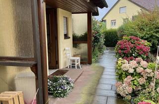 Einfamilienhaus kaufen in 75015 Bretten, Einfamilienhaus mit ELW, VP, Balkon, Terrasse, Doppelgarage u. großen Garten.