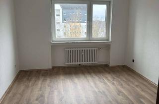 Wohnung mieten in Langeoogweg, 45149 Margarethenhöhe, Charmante 3-Zimmer-Wohnung auf der Margarethenhöhe mit Süd-Balkon und Tiefgaragenstellplatz