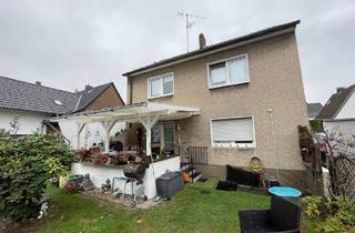 Haus kaufen in Wilhelmstr. 16A, 40764 Langenfeld, Langenfeld - Freistehendes 1-2-Familienhaus zentrumsnah in Langenfeld