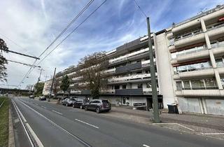 Wohnung mieten in 40549 Oberkassel, Düsseldorf Oberkassel - sanierte Wohnung mit Balkon und Aussicht auf den Rhein zur Miete