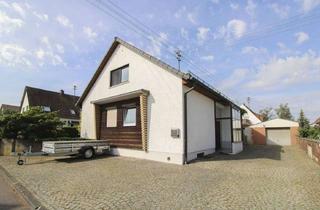 Einfamilienhaus kaufen in 89362 Offingen, Freistehendes Einfamilienhaus mit großem Garten und Garage in Offingen