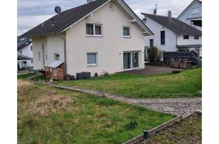 Haus mieten in 76307 Karlsbad, Einfamilienhaus 2100 € - 176 m² - 6.0 Zi.