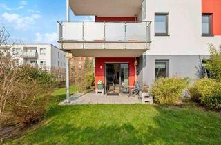 Wohnung kaufen in 23556 Lübeck, Lübeck - Komfort pur: EG-Wohnung mit Süd-Terrasse, eigenem Garten, Tiefgaragenstellplatz und Fahrstuhl