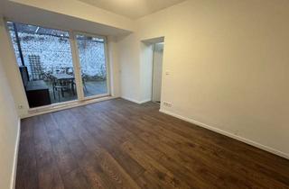 Wohnung mieten in Markt 38, 51103 Kalk, 2 ZKB Wohnung WG geeignet in Köln Kalk mit Terrasse