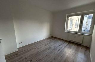 Wohnung mieten in Gabelsberger Str. 21c, 39122 Salbke, Nicht lange überlegen! Geräumige 2-Zimmer-Wohnung!