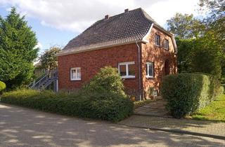 Haus mieten in Gerhard-Storm-Straße 11, 46459 Rees, Freistehendes Einfamilienwohnhaus mit Anbau und Garage zu vermieten