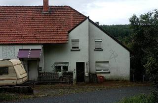 Haus kaufen in 97705 Burkardroth, Burkardroth - Zweifamilienhaus in Ortsrandlage