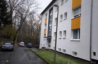 Wohnung mieten in Wittgensteiner Str. 122, 57072 Siegen, ab 01.01.25 oder früher: helle, gut geschnittene 4ZKB Wohnung mit Balkon und Kellerraum (Whg 66)