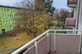 Wohnung mieten in Heinrich-Heine-Straße 11, 06231 Bad Dürrenberg, 5-Zimmerwohnung mit Balkon & 2 Bädern!