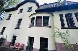 Wohnung mieten in Dubrowstraße 17, 14163 Zehlendorf, 4-Zimmer gewerbliche Dachgeschoss-Wohnung in Zehlendorf zu vermieten