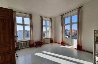 Loft kaufen in 10783 Schöneberg, Schöneberg Helle loftig coole Altbau-Einheit mit Balkon im 4. Stock im Gründerzeithaus