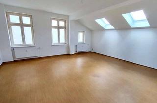 Wohnung mieten in Strelitzer Straße 14, 17235 Neustrelitz, 4,99 Euro/m²: Nachmieter für provisionsfreie frisch renovierte 3 Zimmer DG-Wohnung in Zentrum