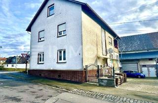 Haus kaufen in 35305 Grünberg, Charmantes Zweifamilienhaus: vielseitig und geräumig