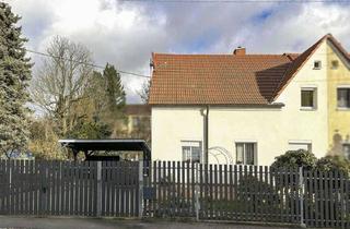 Haus kaufen in 01896 Ohorn, Raum für Ihre Ideen: Vorteilhaft geschnittene DHH mit Garten, Anbau, Doppelcarport und Potenzial