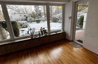 Wohnung kaufen in 57078 Siegen, Attraktive 3-Zimmer-Hochparterre-Wohnung mit Terrasse und Garten in Siegen