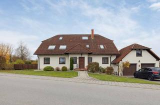 Wohnung kaufen in Igelsdorfer Straße 3b, 91094 Langensendelbach, Moderne Maisonette-Wohnung mit Charme und viel Platz in Langensendelbach