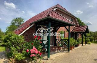 Einfamilienhaus kaufen in Erlenstrasse, 26487 Blomberg, Exklusives kernsaniertes Anwesen - zwei Wohneinheiten in idyllischer Alleinlage