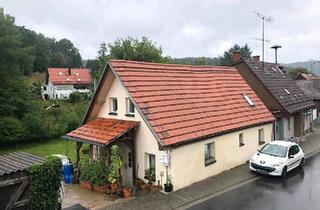 Haus kaufen in 64689 Grasellenbach, Grasellenbach - kleines Häuschen im Odenwald am Fuße der Tromm zu verkaufen