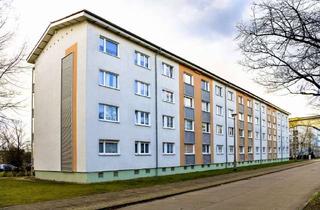 Wohnung mieten in Erich-Weinert-Straße 12, 02977 Hoyerswerda, TOP-3-Raumwohnung mit Balkon in ruhiger Lage