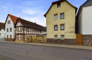 Einfamilienhaus kaufen in 63667 Nidda, Geräumiges Einfamilienhaus mit Garten im Zentrum von Nidda