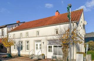 Haus kaufen in 24217 Schönberg, Ein Stadthaus im Herzen von Schönberg mit großem Entwicklungspotential