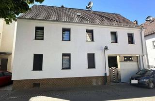 Mehrfamilienhaus kaufen in 74080 Böckingen, Renditestarkes Mehrfamilienhaus: Ideale Investitionschance und perfektes Mehrgenerationenhaus