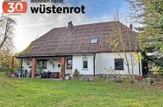 Haus kaufen in 17036 Neubrandenburg, URIGES SIEDLUNGSHAUS MIT SCHEUNE + GROSSEM GRUNDSTÜCK: MIT KAMIN + KOCHHEXE + ÜBERDACHTER TERRASSE