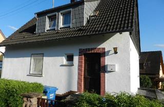 Einfamilienhaus kaufen in 74219 Möckmühl, Möckmühl - Einfamilienhaus mit Stellplatz und Gartenlaube