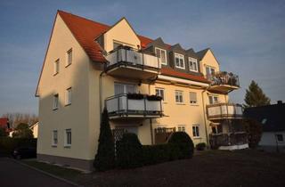 Wohnung mieten in Alfred-Lang-Straße, 08141 Reinsdorf, Dachgeschosswohnung mit Fußbodenheizung, Balkon und PKW Stellplatz