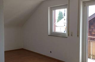 Wohnung kaufen in 70771 Leinfelden-Echterdingen, Gemütliche und gepflegte 1-Zimmer-DG-Wohnung mit Balkon am Waldrand in Leinfelden-Echterdingen