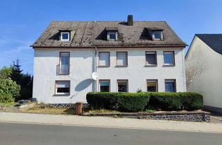 Haus kaufen in Weilburger Straße, 35799 Merenberg, Wohnhaus mit Scheune in zentraler Lage von Merenberg