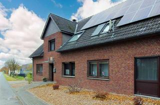 Mehrfamilienhaus kaufen in Schwaneyer Straße 22, 33184 Altenbeken, Viel Platz für die ganze Familie: ZFH mit PV-Anlage in Altenbeken