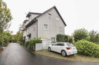 Haus kaufen in Lina-Schonder-Weg, 97688 Bad Kissingen, Gepflegte 6-Zi.-DHH mit kleinem Garten und Stellplatz in ruhiger Wohnlage von Bad Kissingen