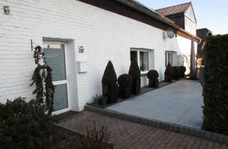 Wohnung kaufen in 41334 Nettetal, Nettetal - Mittelhaus- Wohnung- WEG- 5 Zimmer- Garten-Stellplatz