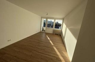 Wohnung mieten in Rudolfstraße, 82152 Planegg, Stilvolle, vollständig renovierte 1-Zimmer-Wohnung mit Balkon und Einbauküche in Planegg