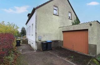 Einfamilienhaus kaufen in 66578 Schiffweiler, Renovierungsbedürftiges Einfamilienhaus mit Garten und einer Garage sucht Handwerker