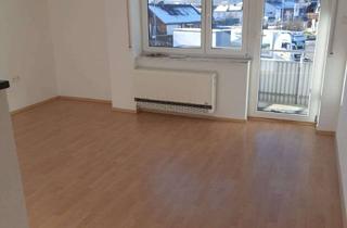 Wohnung mieten in 72818 Trochtelfingen, Vollständig renovierte Wohnung mit drei Zimmern sowie Balkon und EBK in Trochtelfingen